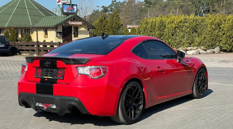 Toyota GT86 cena 72000 przebieg: 88000, rok produkcji 2013 z Rzeszów małe 79